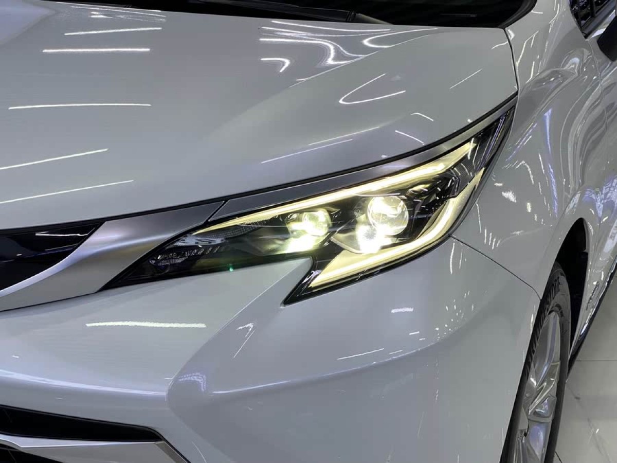 豐田 賽那SIENNA  2021款 2.5L混動 鉑金版圖片