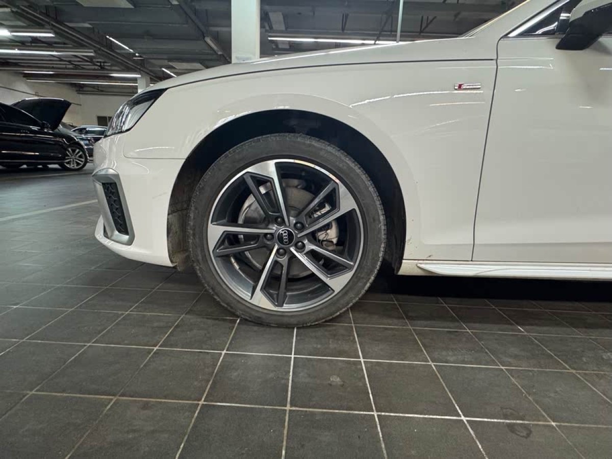 奧迪 奧迪A4L  2022款 40 TFSI 時尚動感型圖片