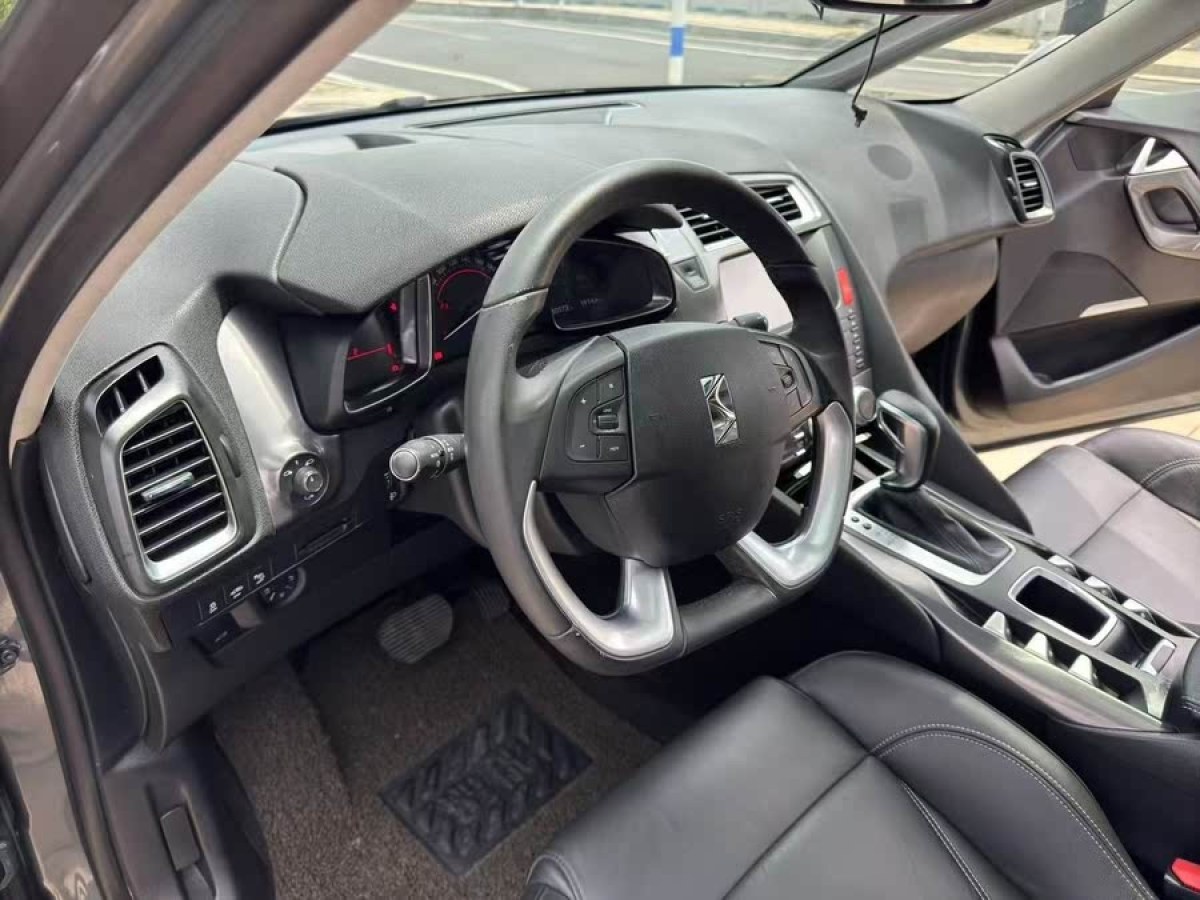 DS DS 5  2013款 1.6T 豪華版THP160圖片