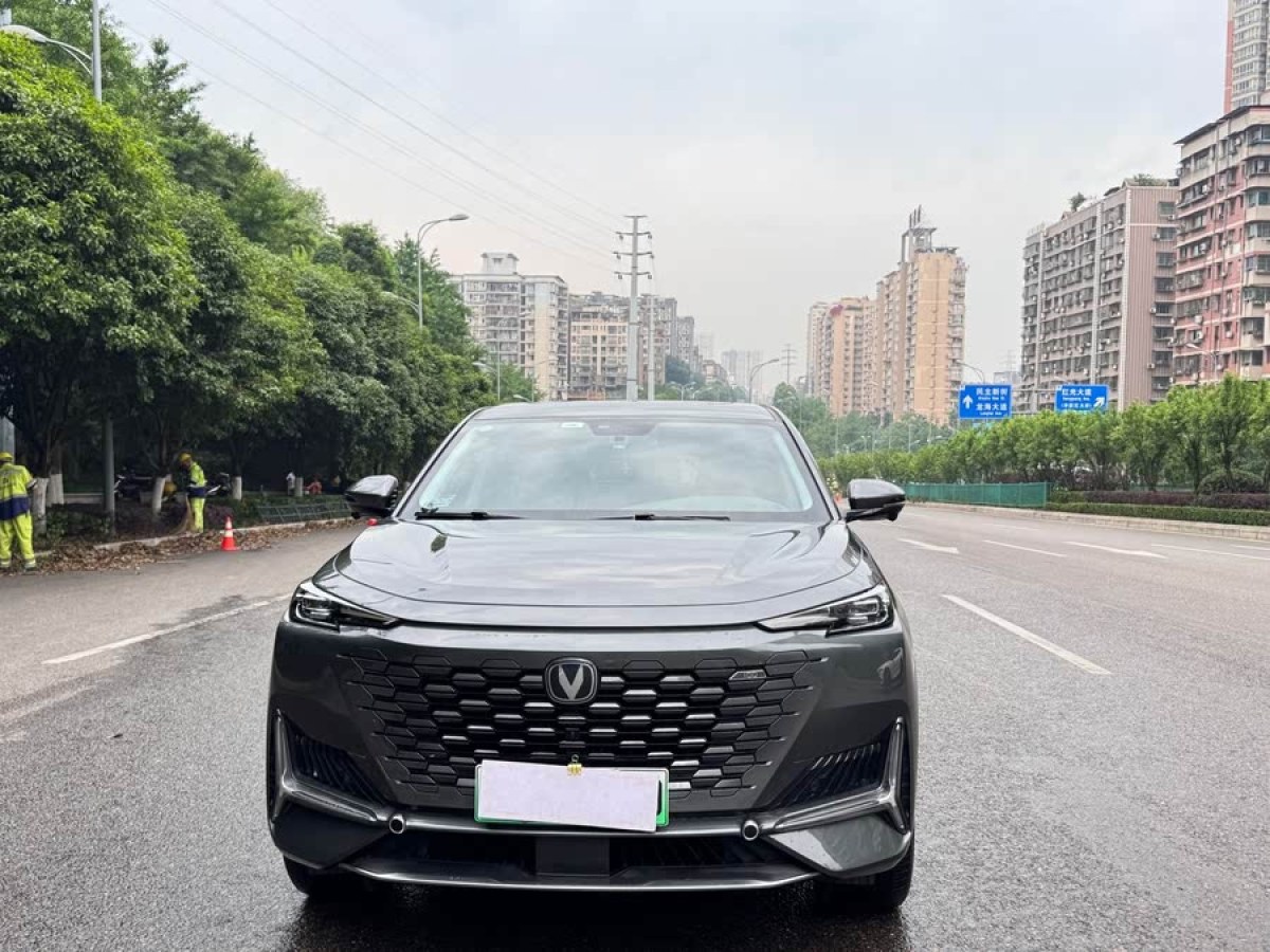 長安 長安UNI-K新能源  2024款 智電iDD 1.5T 135km智趣型圖片