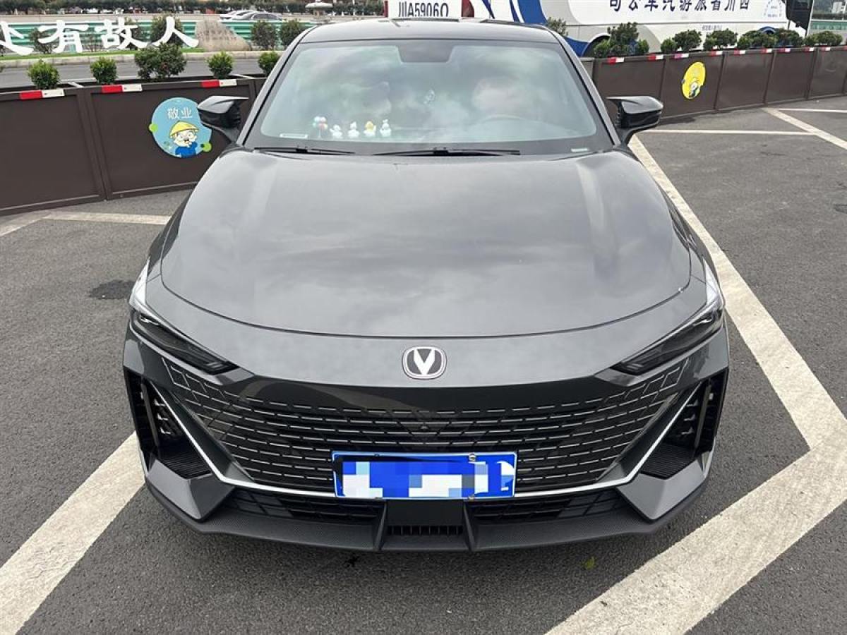 長安 長安UNI-V  2022款 1.5T 卓越型圖片