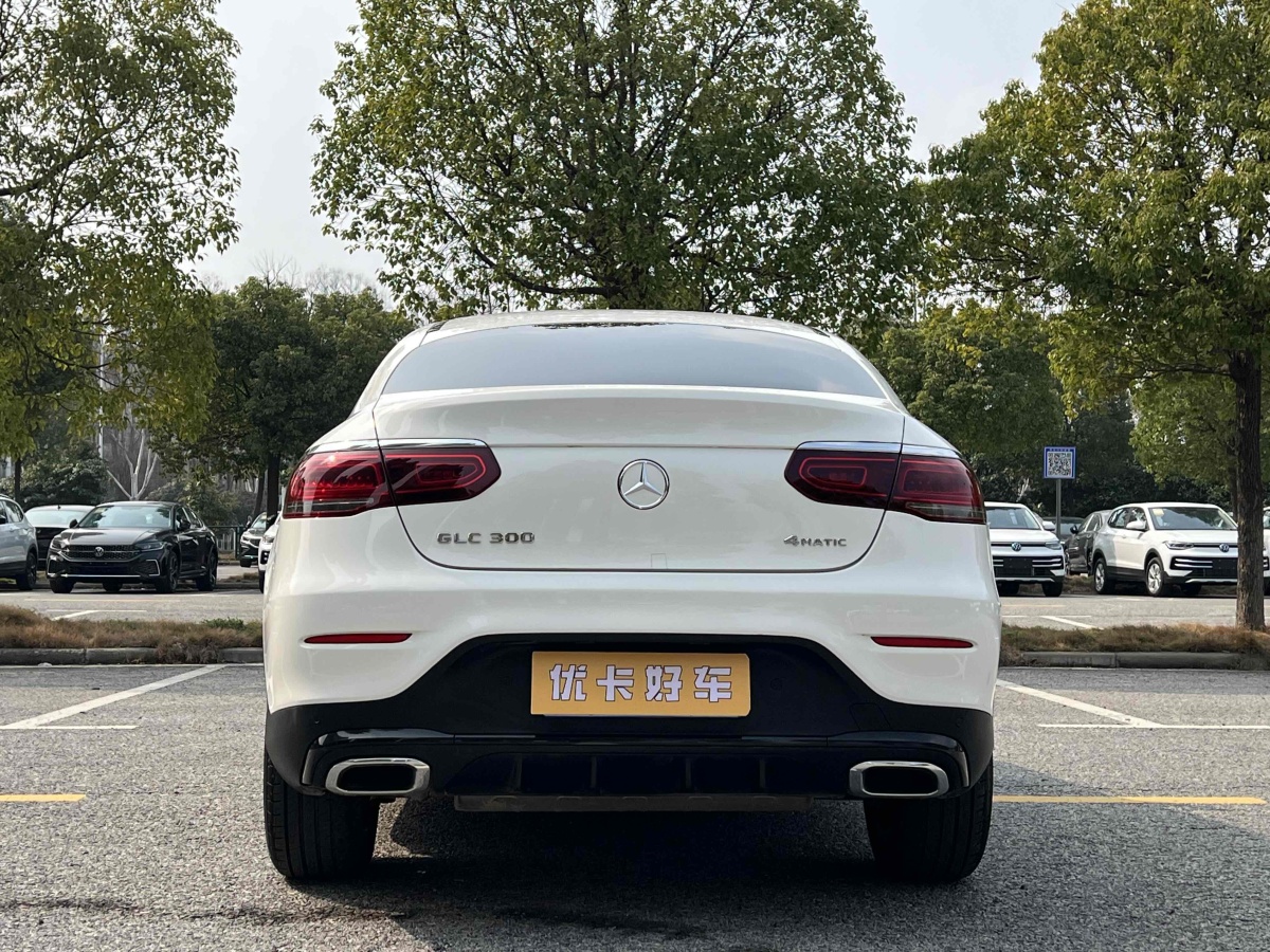 奔馳 奔馳GLC  2022款 改款 GLC 300 4MATIC 轎跑SUV圖片