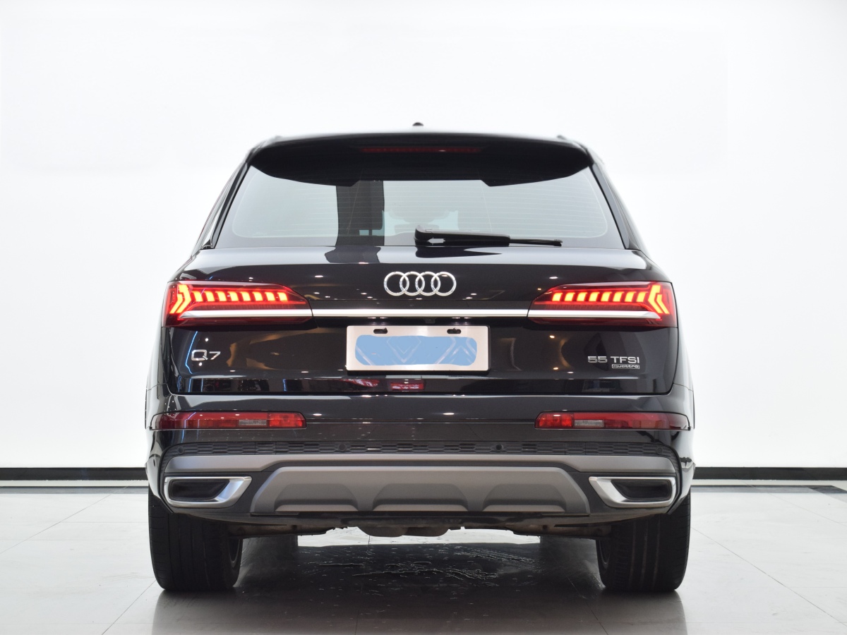 2021年5月奧迪 奧迪Q7  2023款 55 TFSI quattro S line運(yùn)動(dòng)型