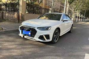 奥迪A4L 奥迪 40 TFSI 时尚动感型