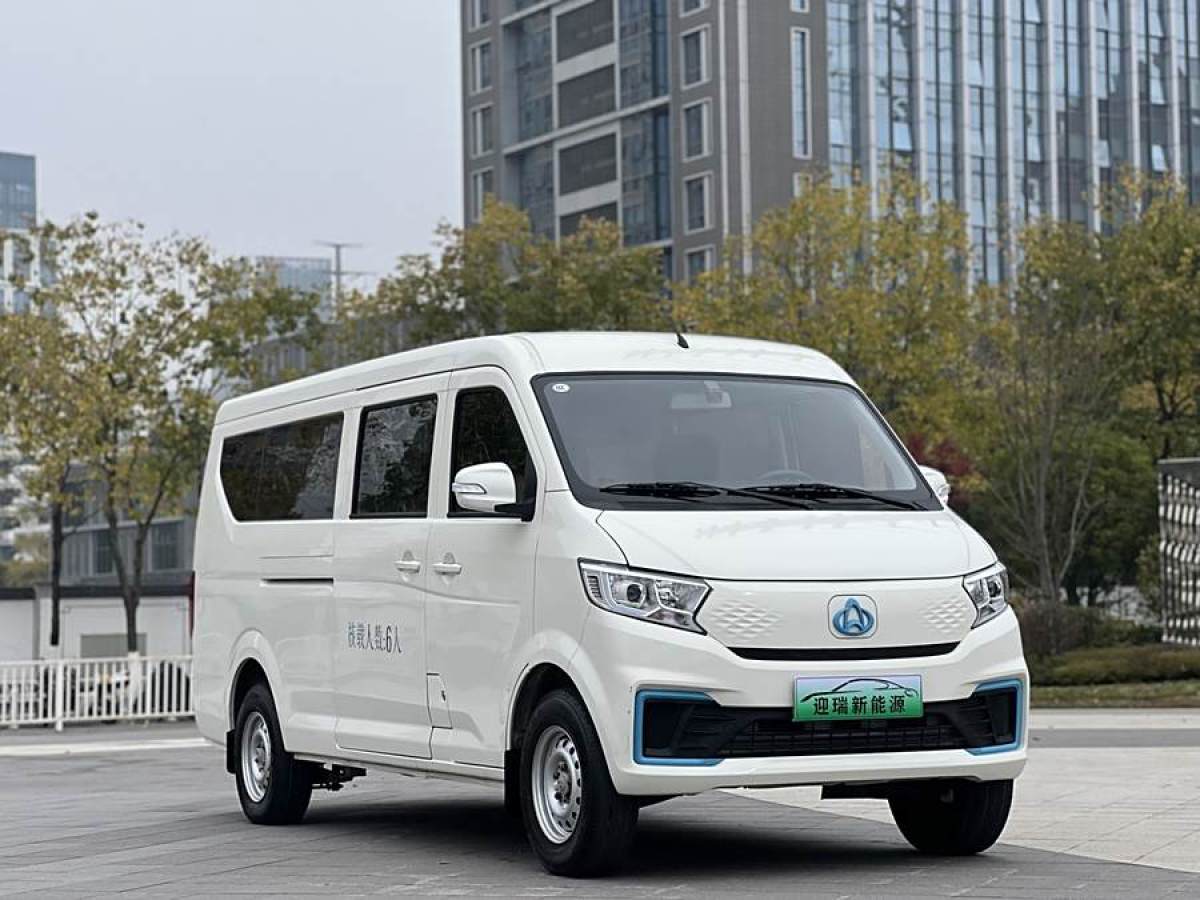 長(zhǎng)安跨越 跨越星V7EV  2024款 251km 對(duì)開(kāi)門(mén)豪華型 6座圖片