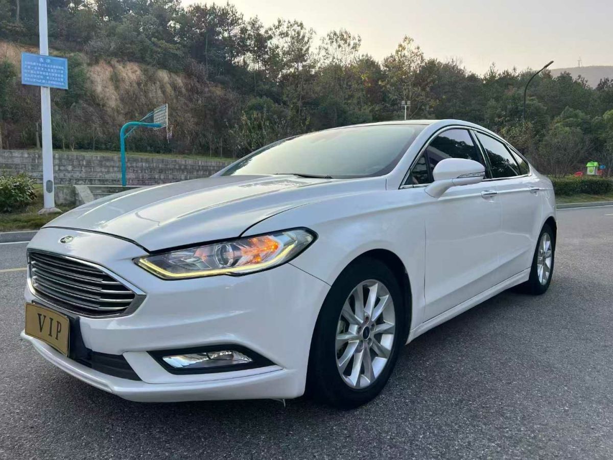 福特 蒙迪歐  2018款  EcoBoost 180 智控豪華型 國(guó)VI圖片