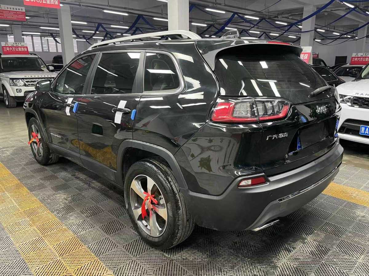 Jeep 自由光  2019款 2.0T 兩驅(qū)智享版 國VI圖片