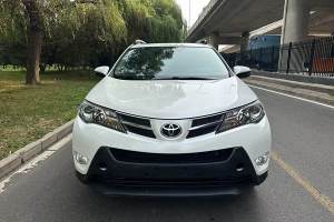 RAV4荣放 丰田 2.0L CVT两驱风尚版