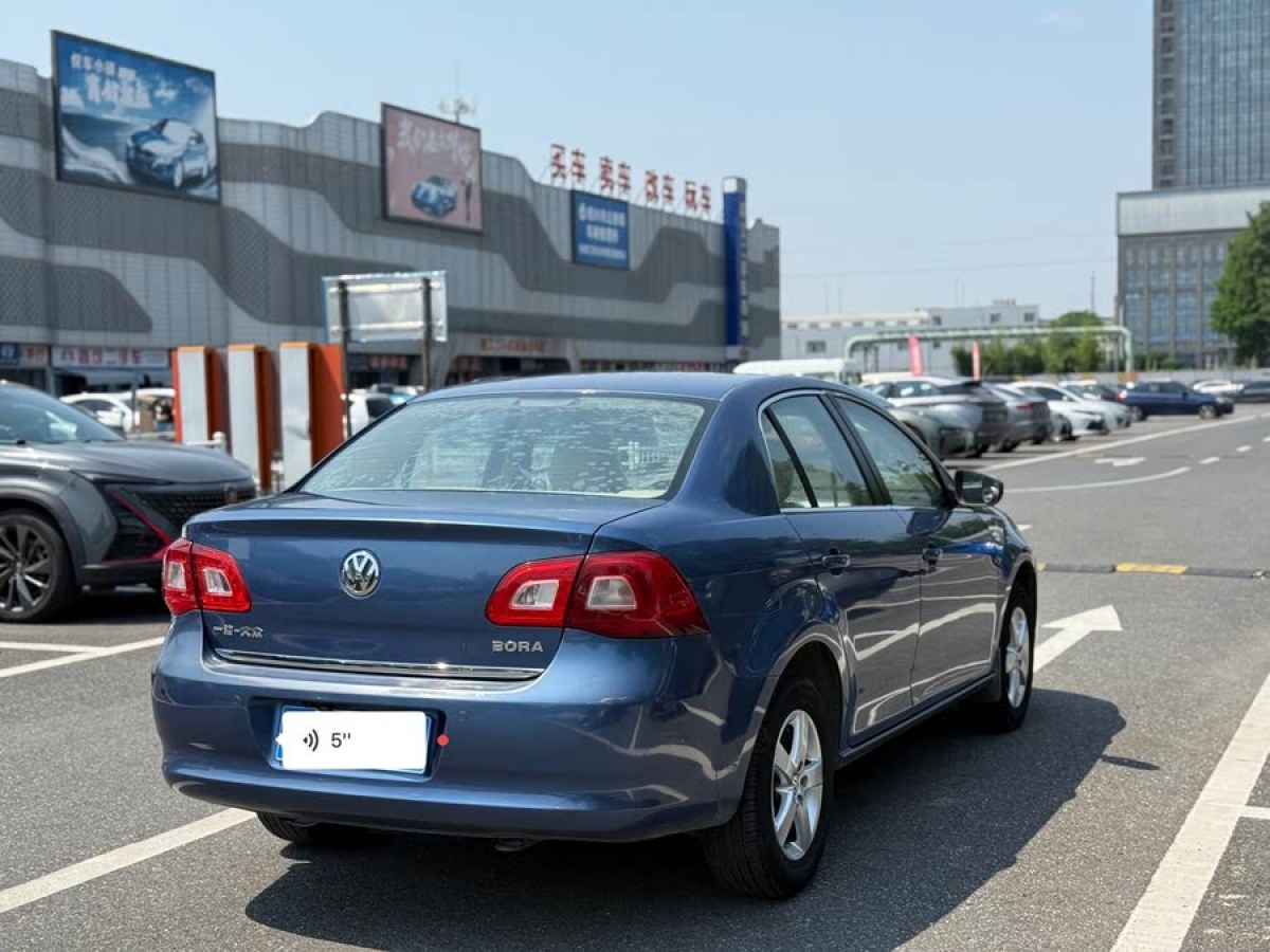 大眾 寶來(lái)  2012款 1.6L 自動(dòng)時(shí)尚型圖片