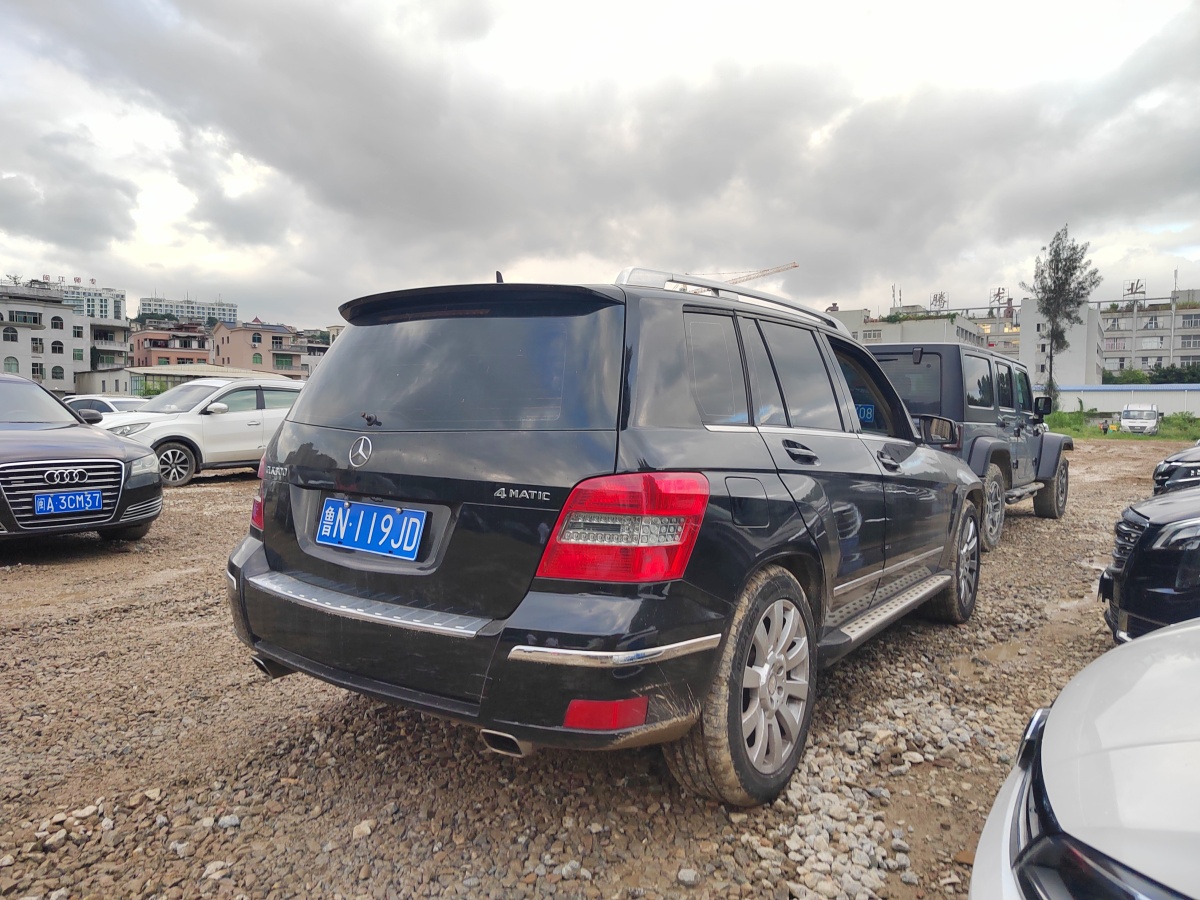 2010年10月奔馳 奔馳GLK級  2010款 GLK 300 4MATIC 時尚型