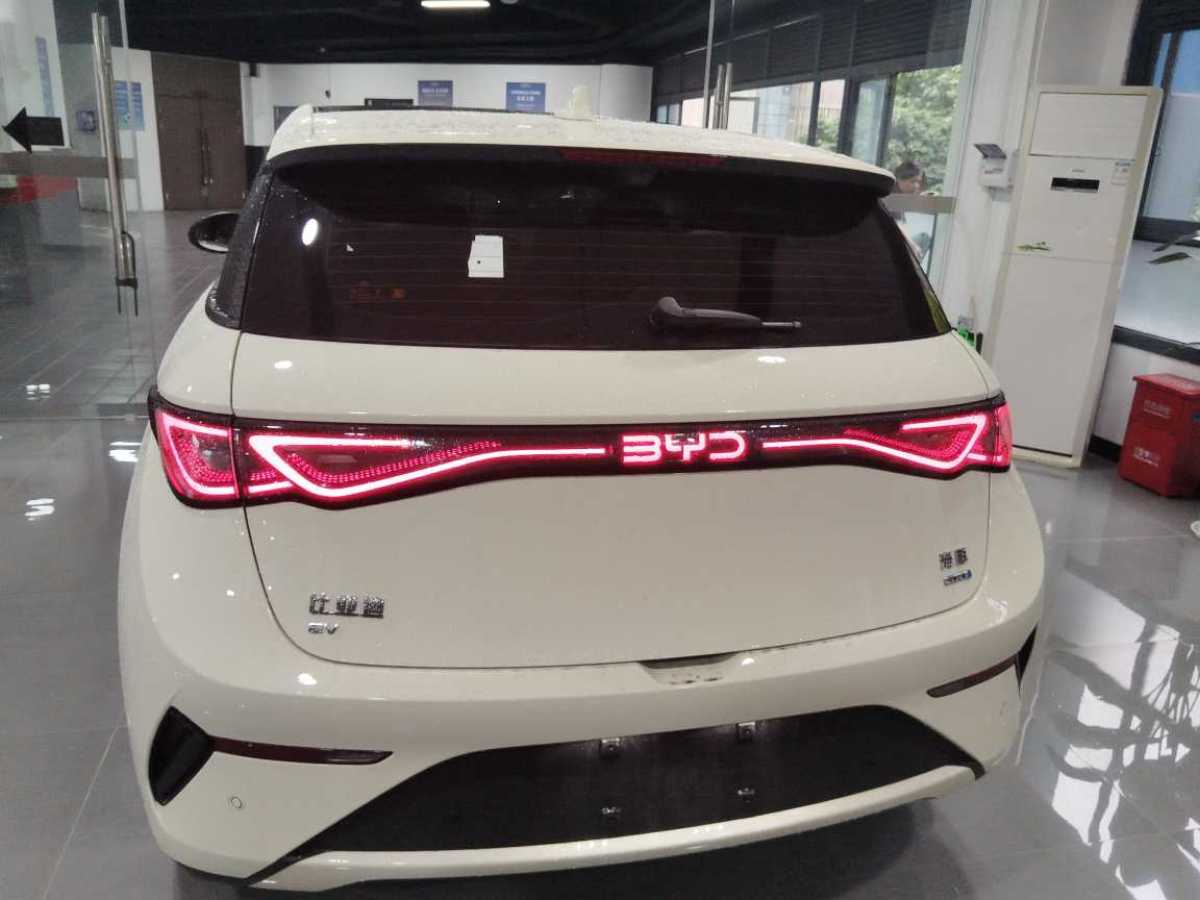比亞迪 海豚  2025款 智駕版 410km 時(shí)尚版圖片
