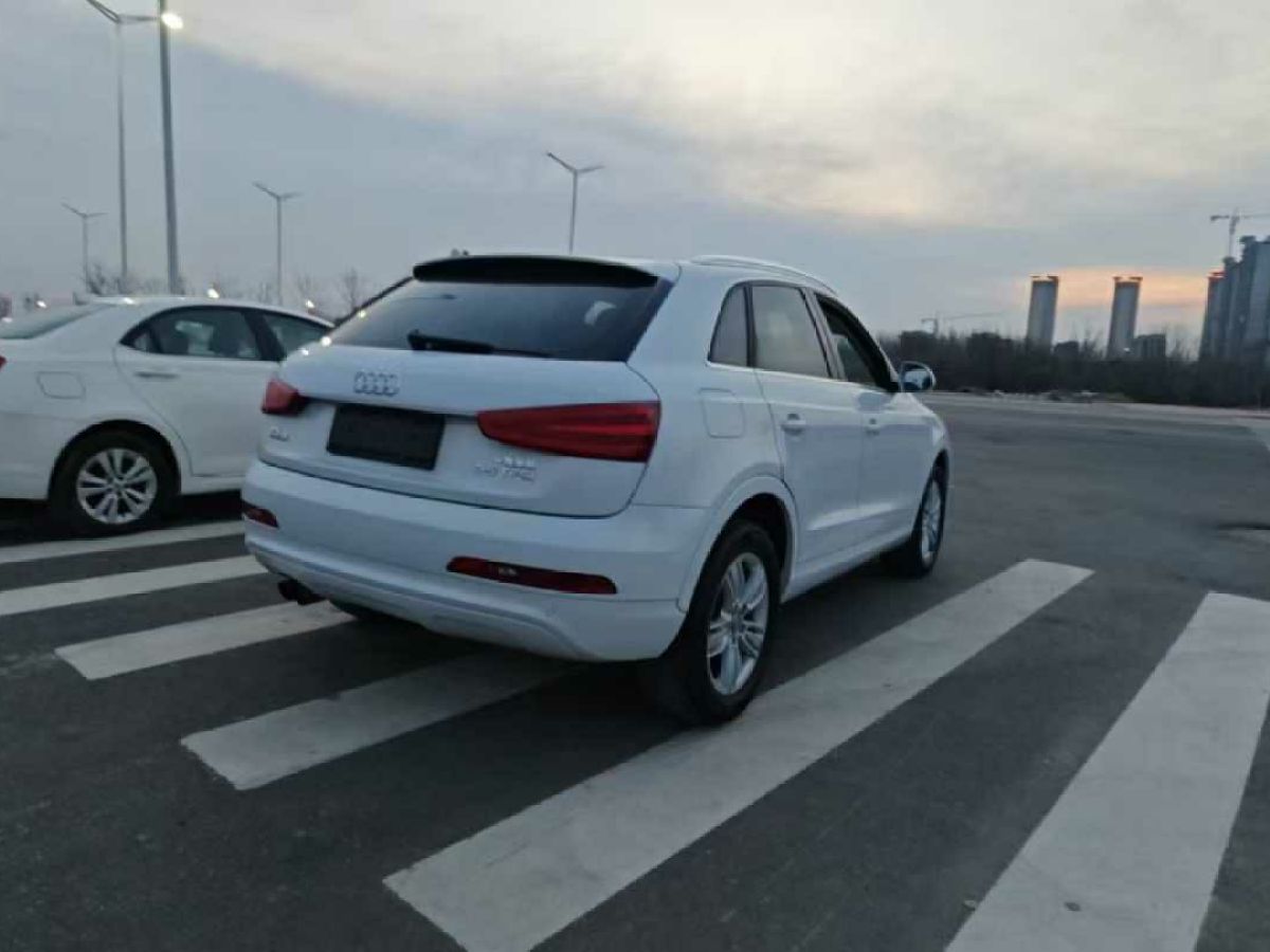 奧迪 奧迪Q3  2015款 Q3 2.0TFSI 40TFSI quattro 豪華型圖片