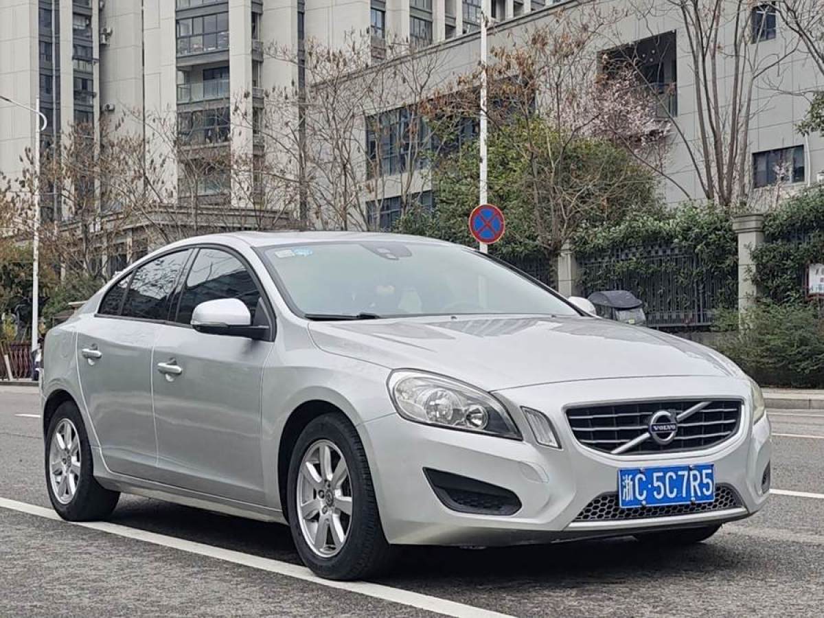 沃爾沃 S60  2011款 2.0T 智雅版圖片