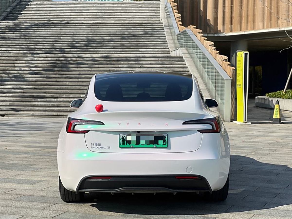 特斯拉 Model Y  2023款 后輪驅(qū)動版圖片