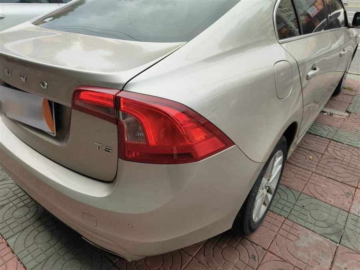 沃爾沃 S60  2017款 L 1.5T T3 智行版圖片