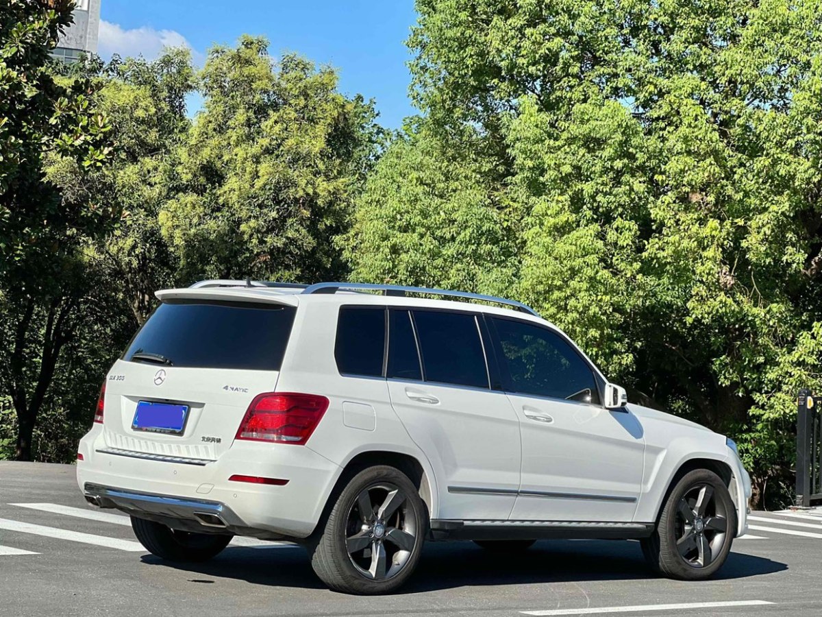 奔馳 奔馳GLK級  2013款 GLK 300 4MATIC 動感天窗型圖片