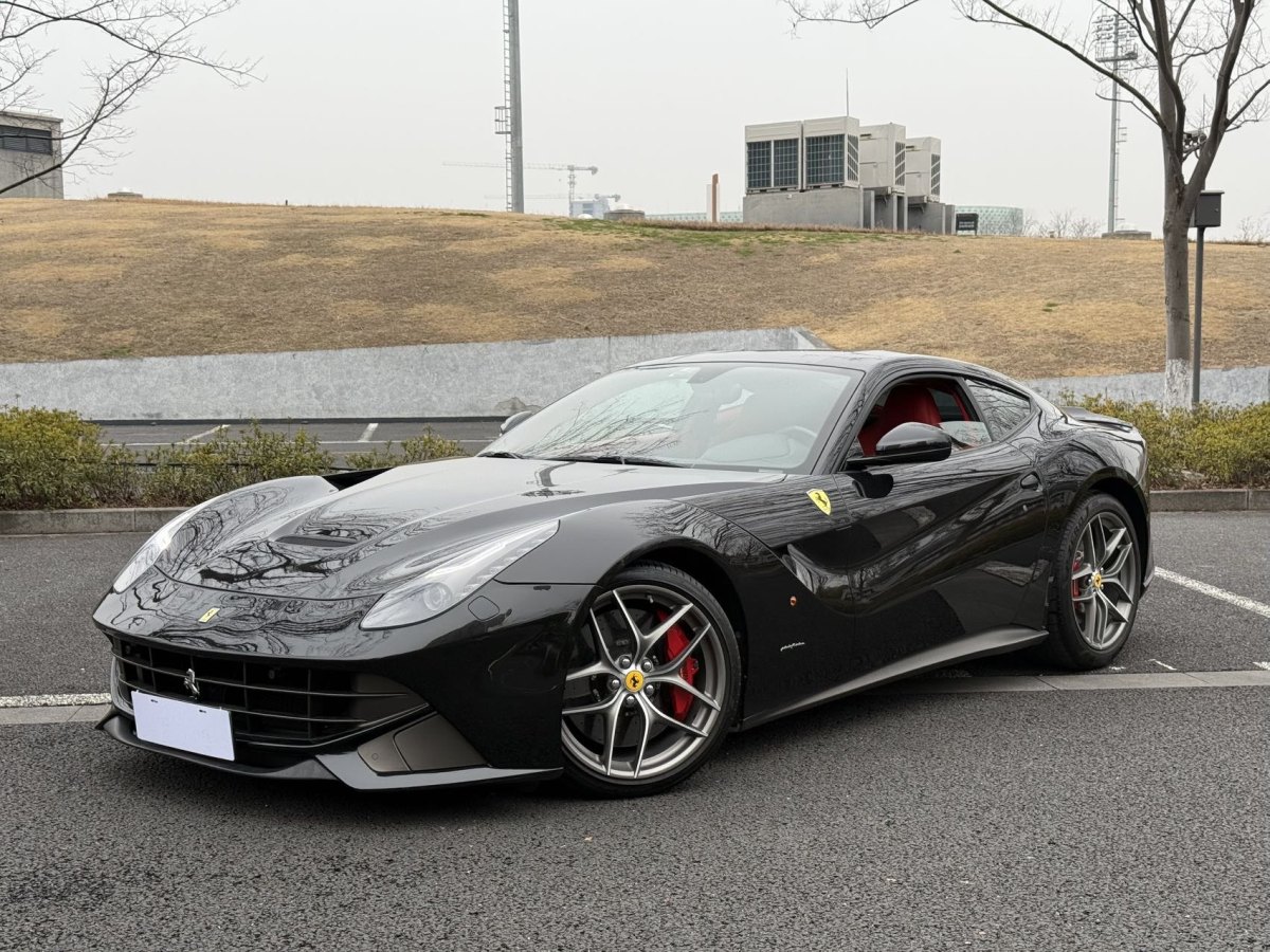 法拉利 F12berlinetta  2013款 6.3L 標準型圖片