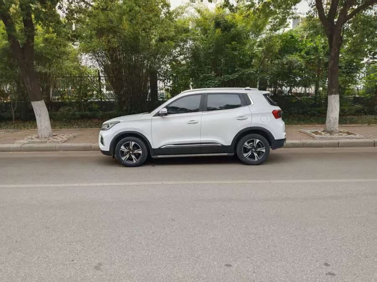奇瑞 瑞虎5x  2021款 超級英雄版 1.5T CVT尊貴型圖片