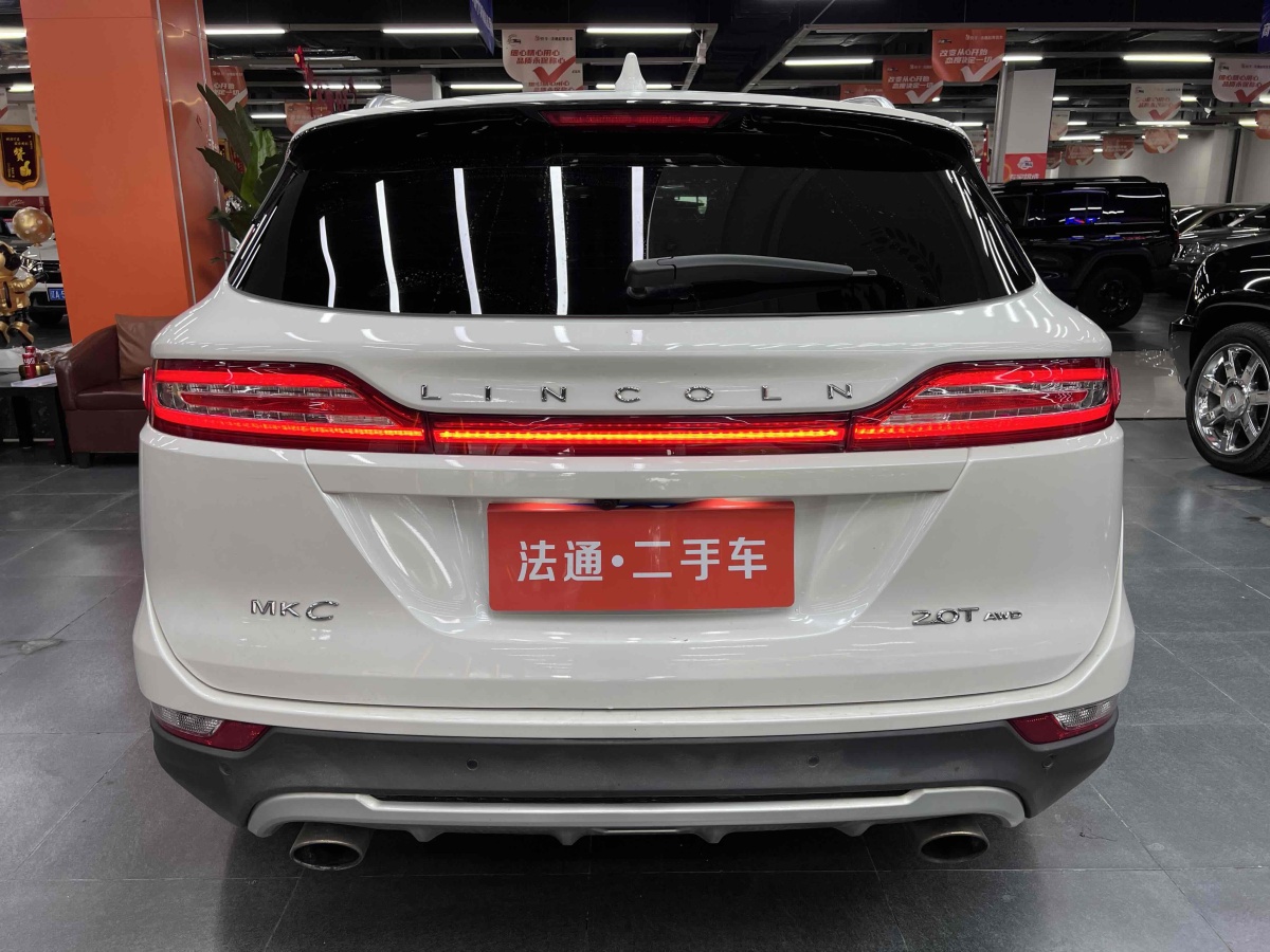 林肯 MKC  2017款 2.0T 四驅(qū)尊雅版圖片