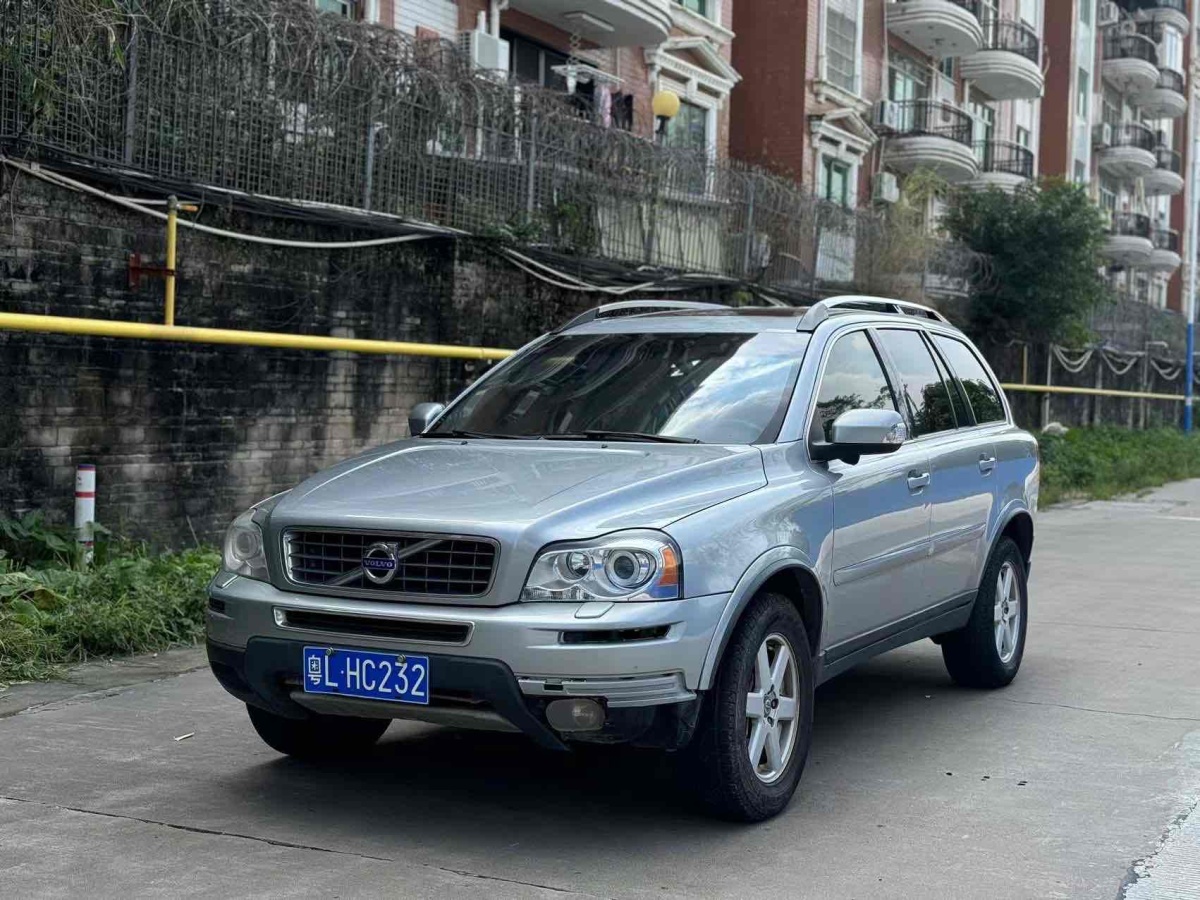 2010年12月沃爾沃 XC90  2011款 2.5T 北歐豪華版