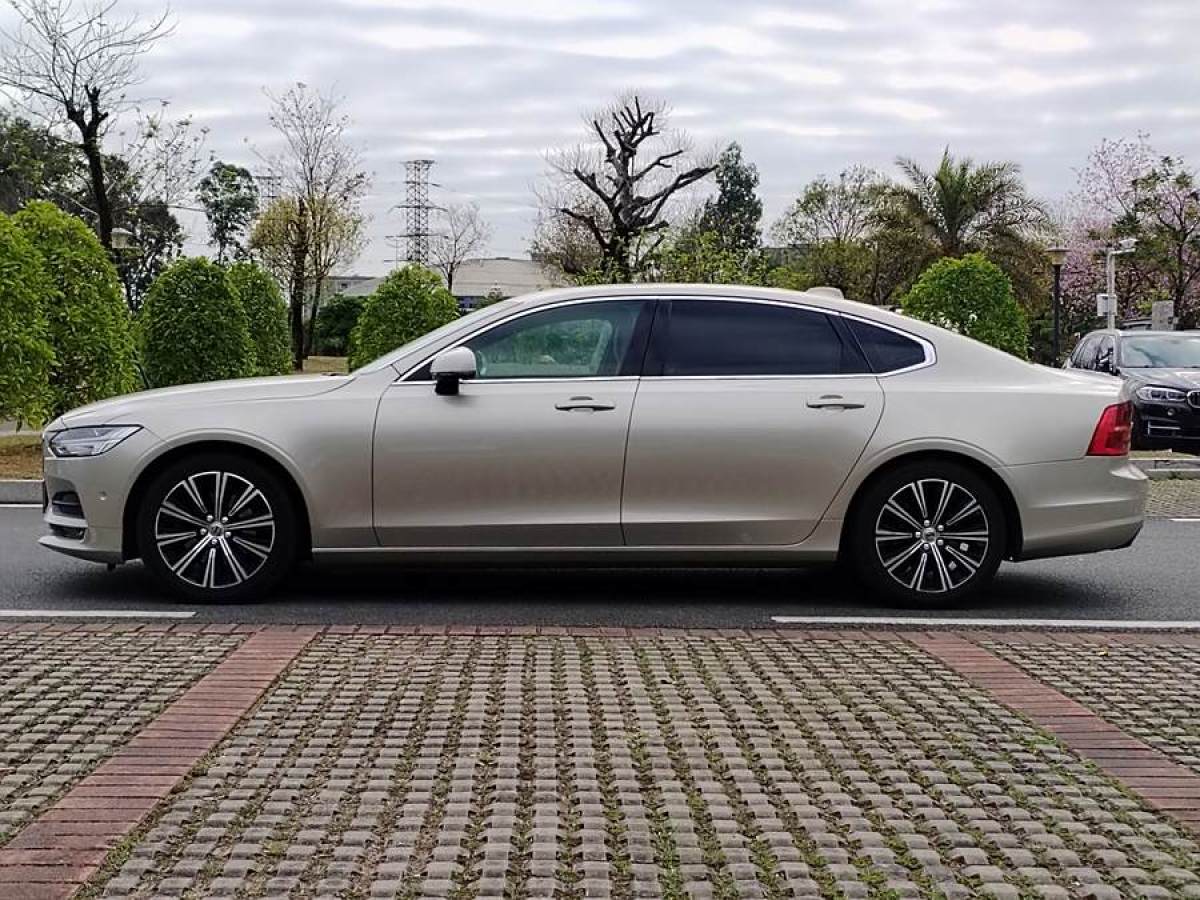 沃爾沃 S90  2018款 T4 智遠(yuǎn)版圖片