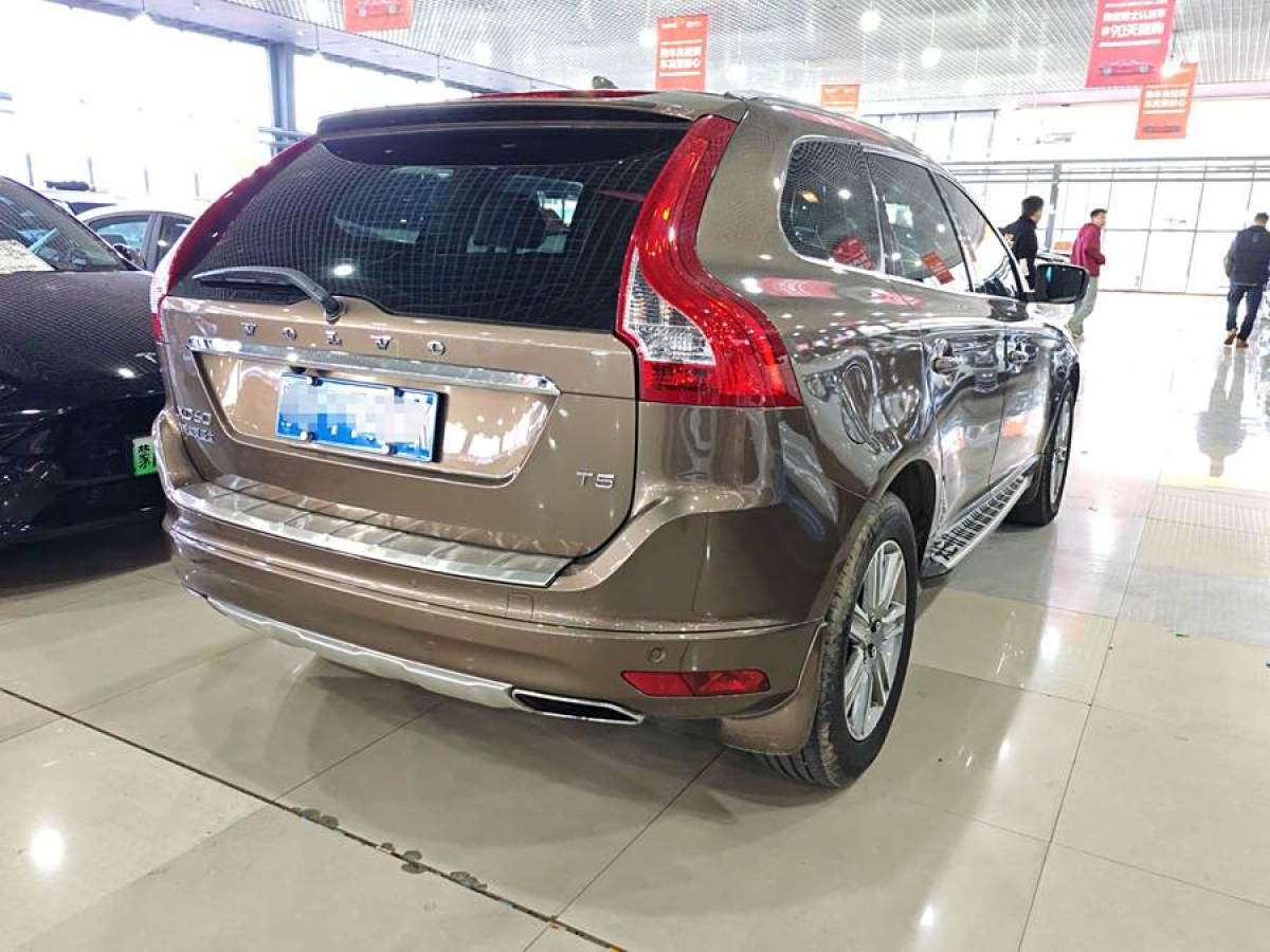 2015年11月沃爾沃 XC60  2016款 T5  智遠(yuǎn)版