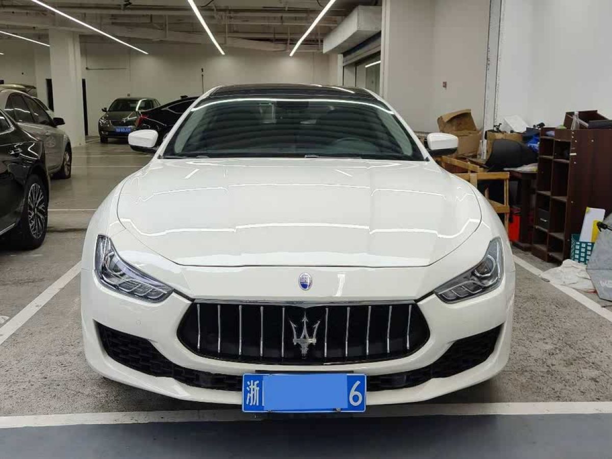 瑪莎拉蒂 Ghibli  2017款 3.0T 標(biāo)準(zhǔn)版圖片