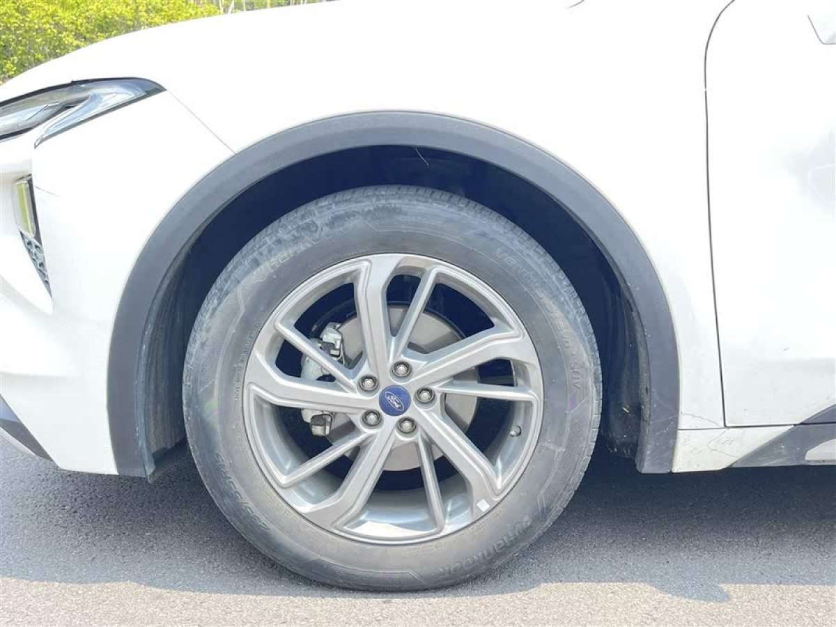 福特 EVOS  2022款 EcoBoost 245 風(fēng)尚版圖片