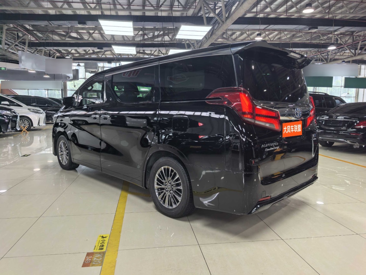 豐田 埃爾法  2021款 雙擎 2.5L 尊貴版圖片
