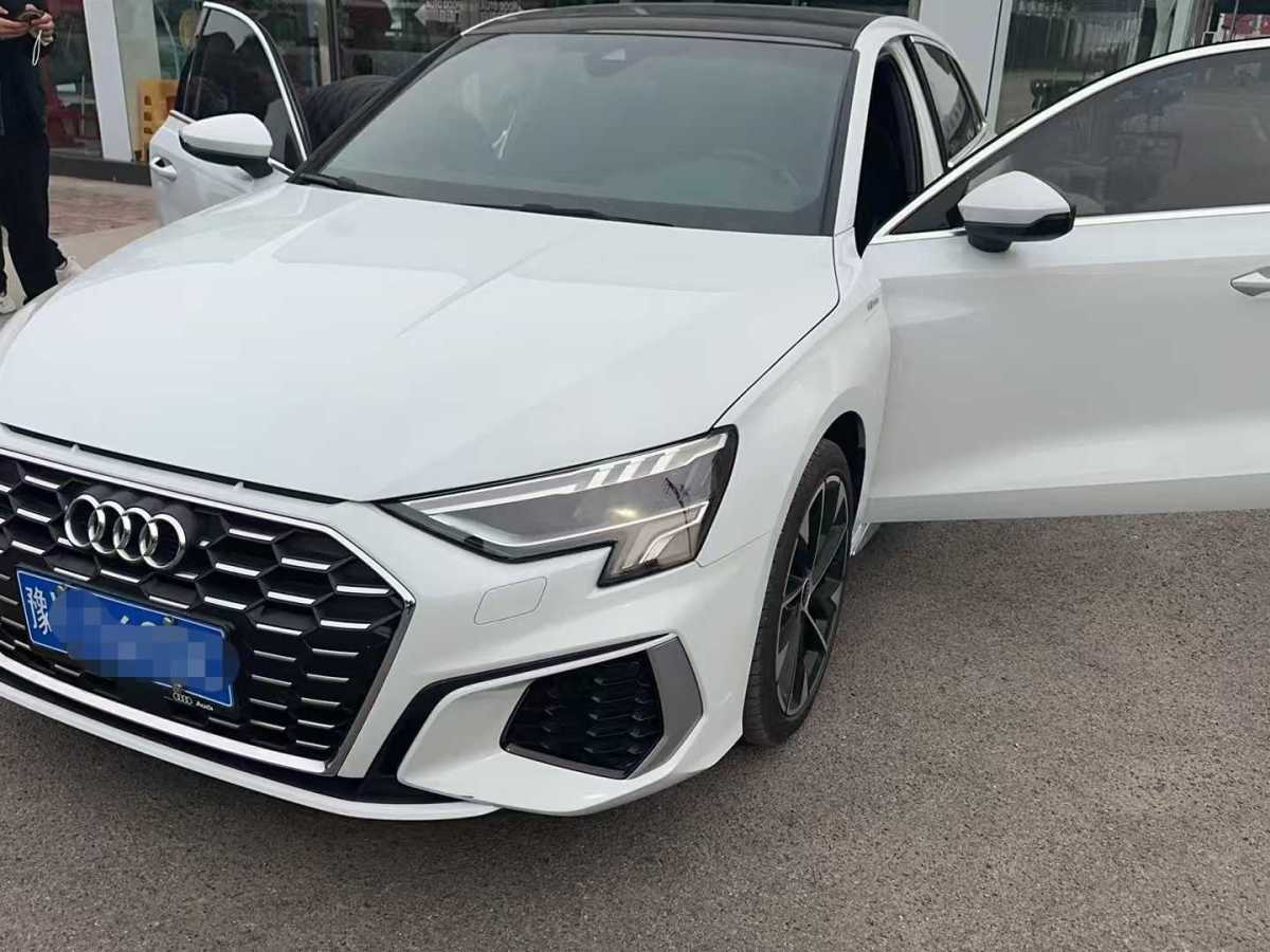 奧迪 奧迪A3  2023款 Sportback 35 TFSI 時(shí)尚運(yùn)動(dòng)型圖片