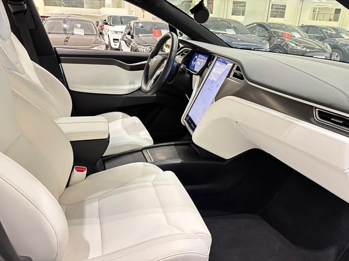 特斯拉 Model X  2016款 Model X 90D圖片