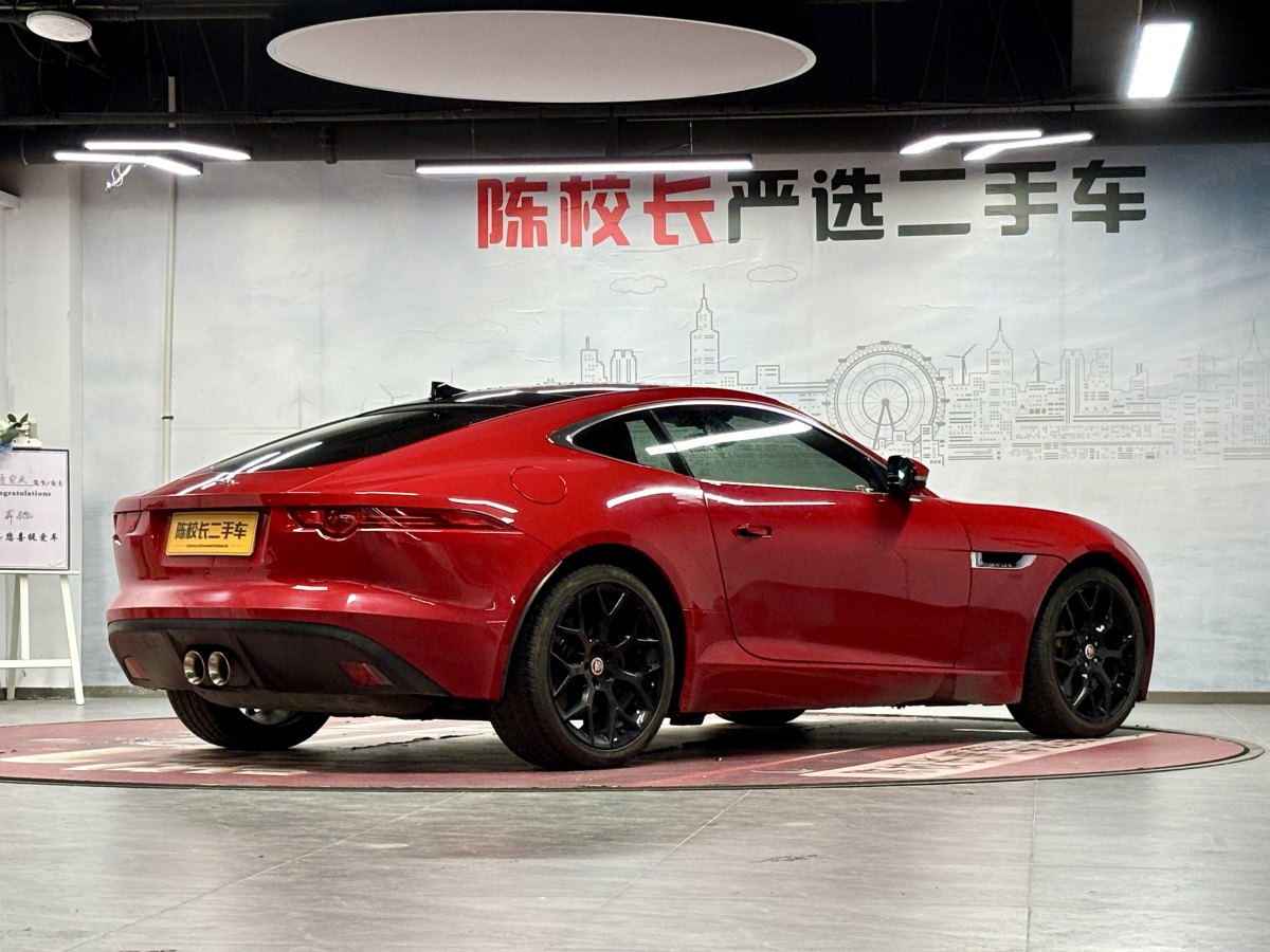 2016年9月捷豹 F-TYPE  2016款 3.0T 硬頂版