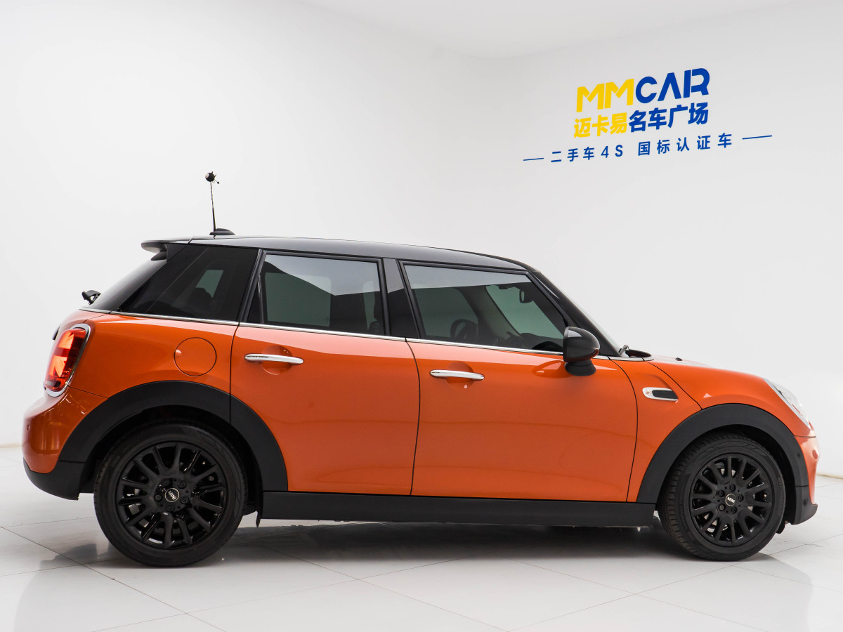 MINI MINI  2018款 1.5T COOPER 經(jīng)典派 五門版圖片