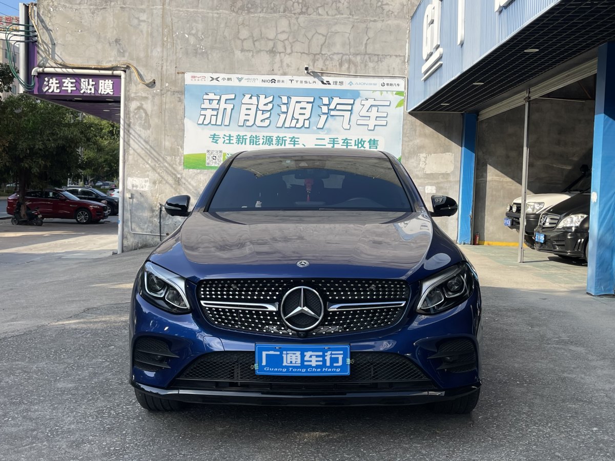 2019年7月奔馳 奔馳GLC  2023款 改款 GLC 260 4MATIC 轎跑SUV