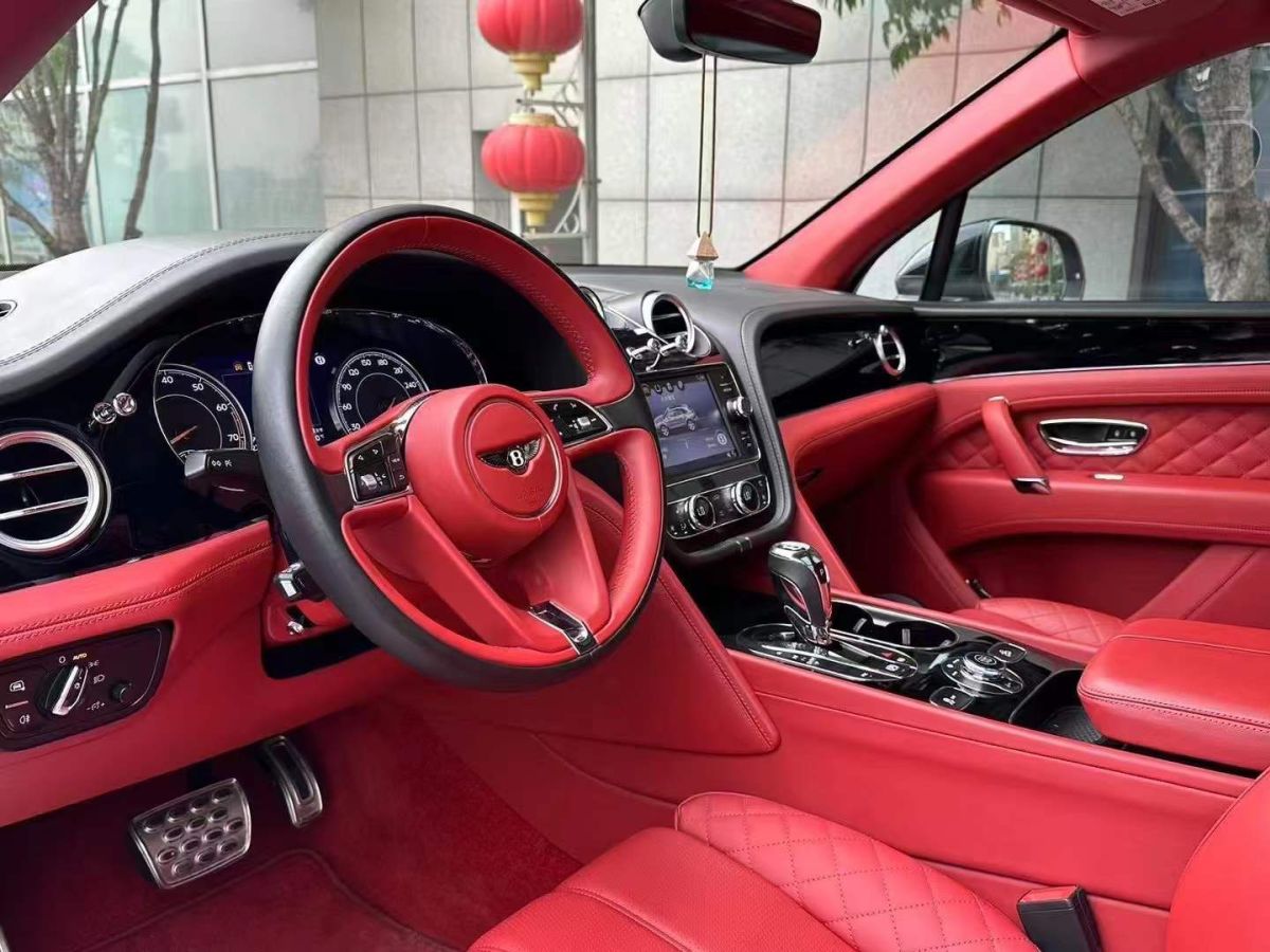 賓利 添越PHEV  2019款  3.0T PHEV圖片