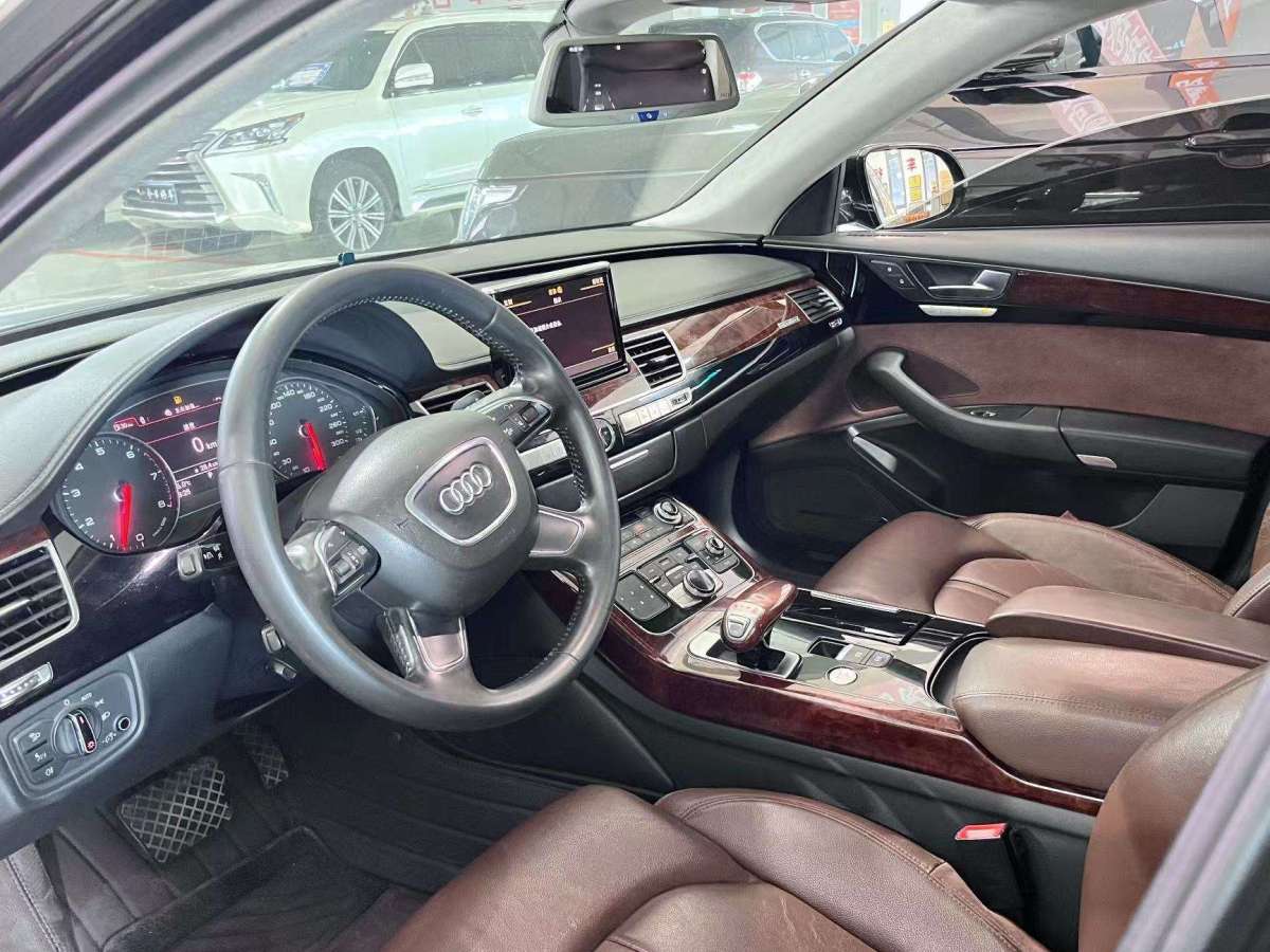 奧迪 奧迪A8  2011款 A8L 3.0 TFSI quattro豪華型(245kW)圖片