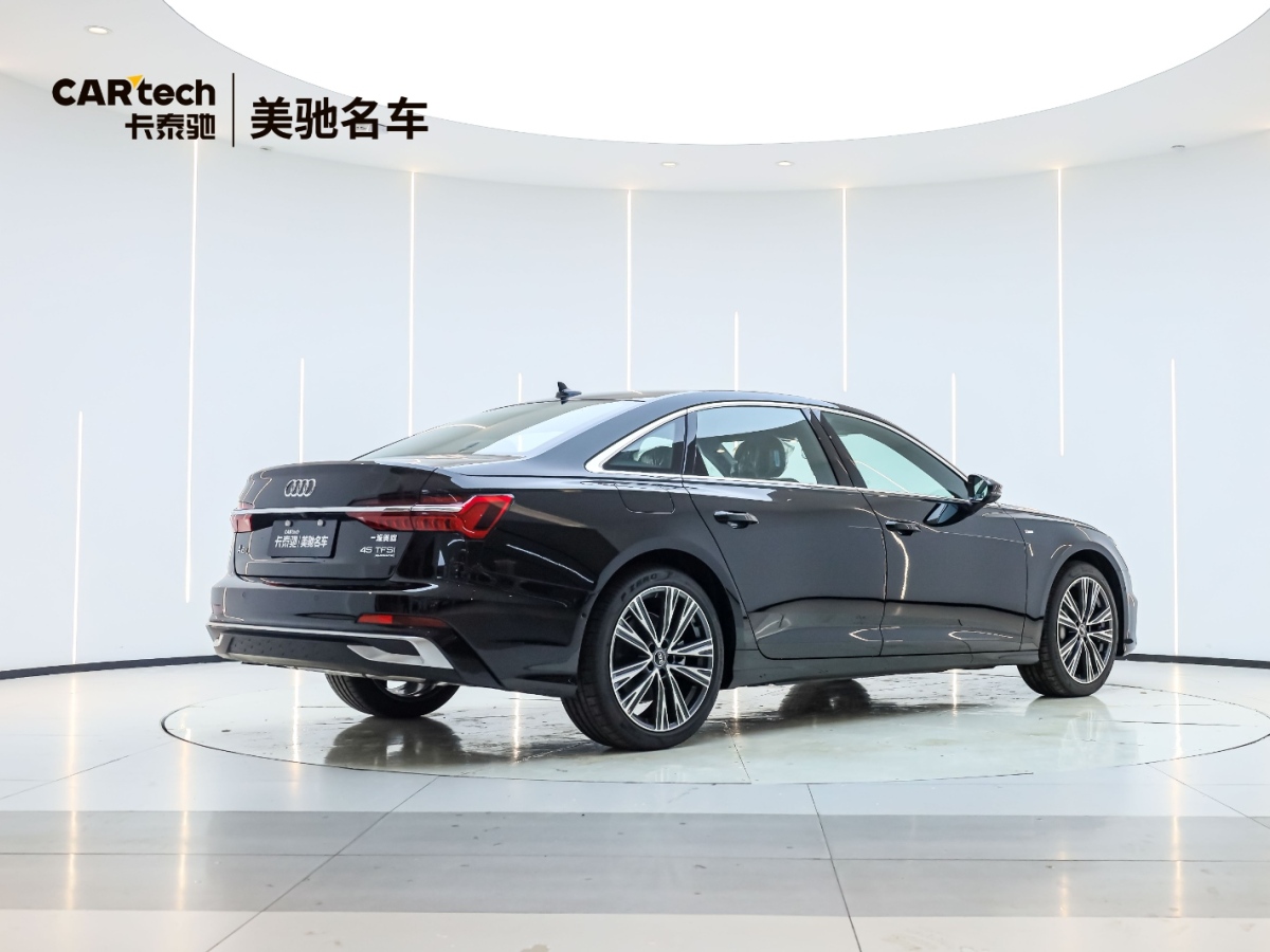 奧迪 奧迪A6L  2024款 45 TFSI quattro 臻選動(dòng)感型圖片