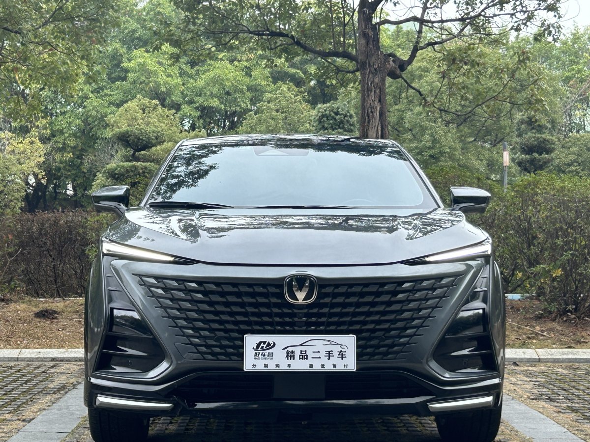 長(zhǎng)安 UNI-T  2023款 第二代 1.5T 尊享型圖片