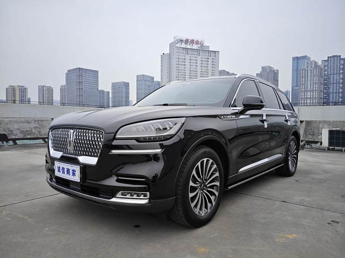 林肯 飛行家  2022款 3.0T V6 四驅(qū)尊雅版圖片