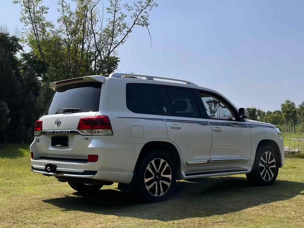 豐田 蘭德酷路澤  2018款 5.7L VX-R 12氣 底升(中東版)圖片