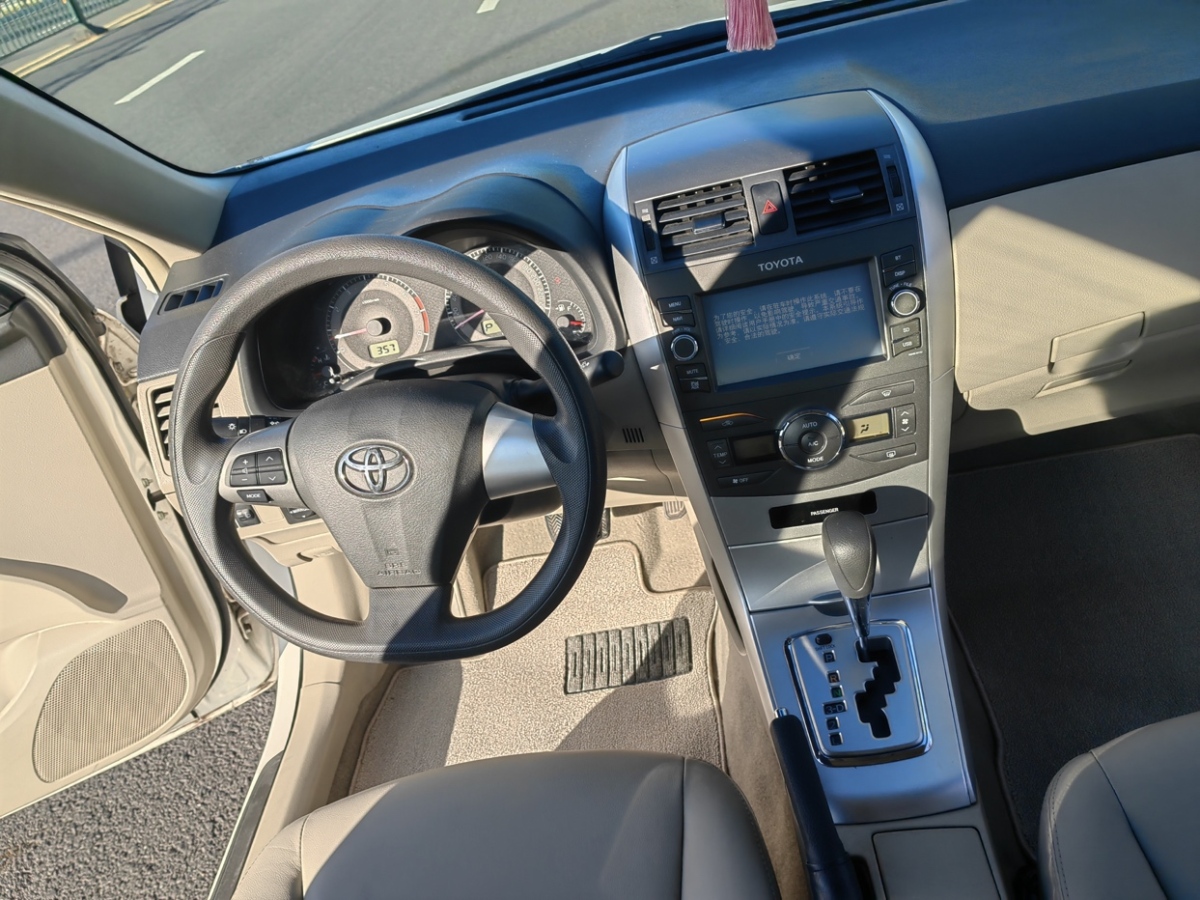 丰田 卡罗拉  2013款 特装版 1.6L 自动至酷型GL图片