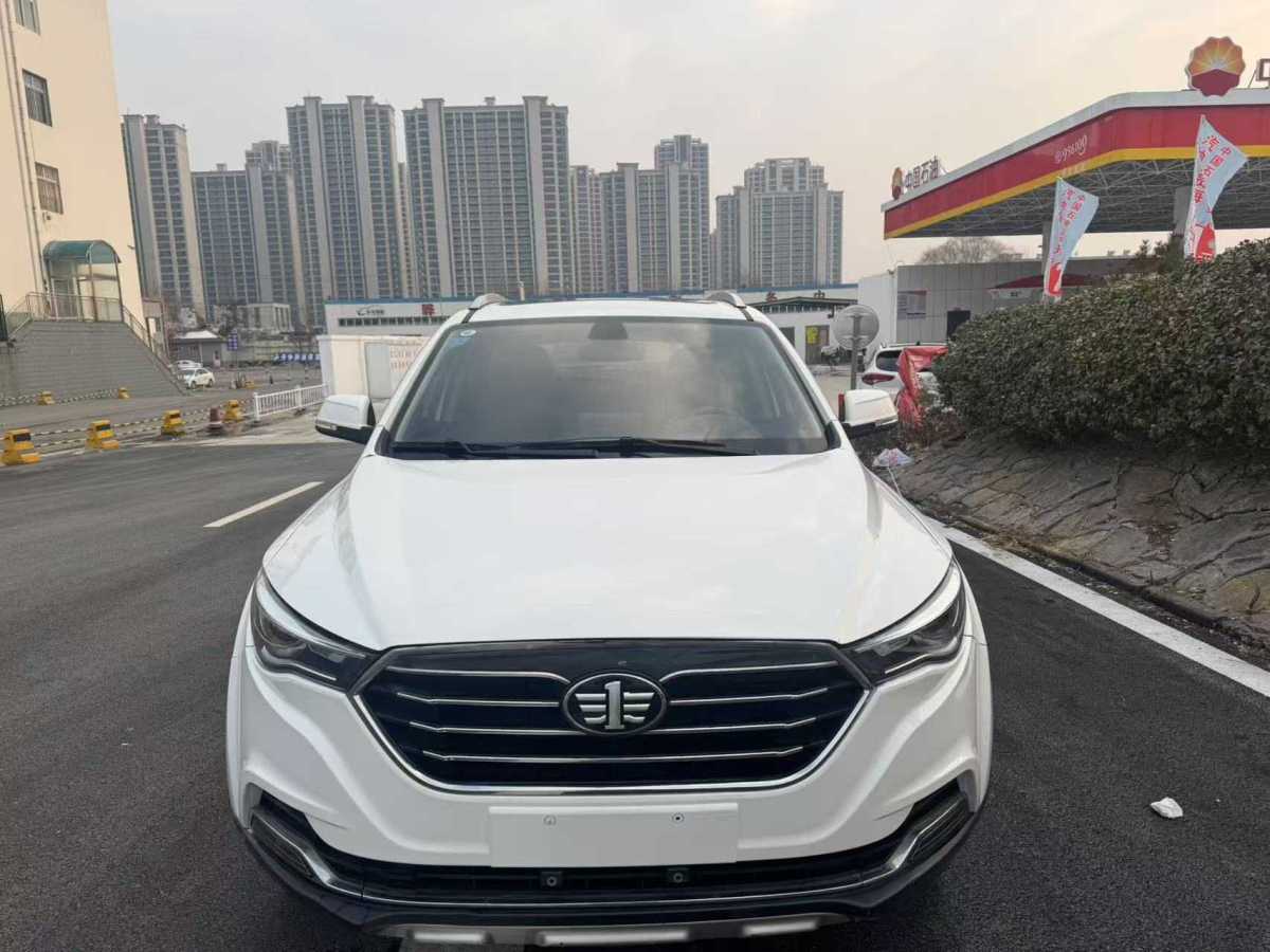 奔騰 X40  2019款 1.6L 手動豪華型圖片