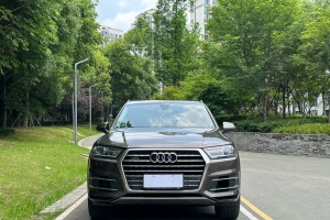 奧迪Q7 奧迪 40 TFSI 舒適型