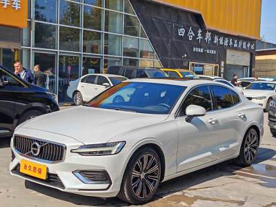 2020年8月 沃爾沃 S60L T4 智遠(yuǎn)豪華版圖片