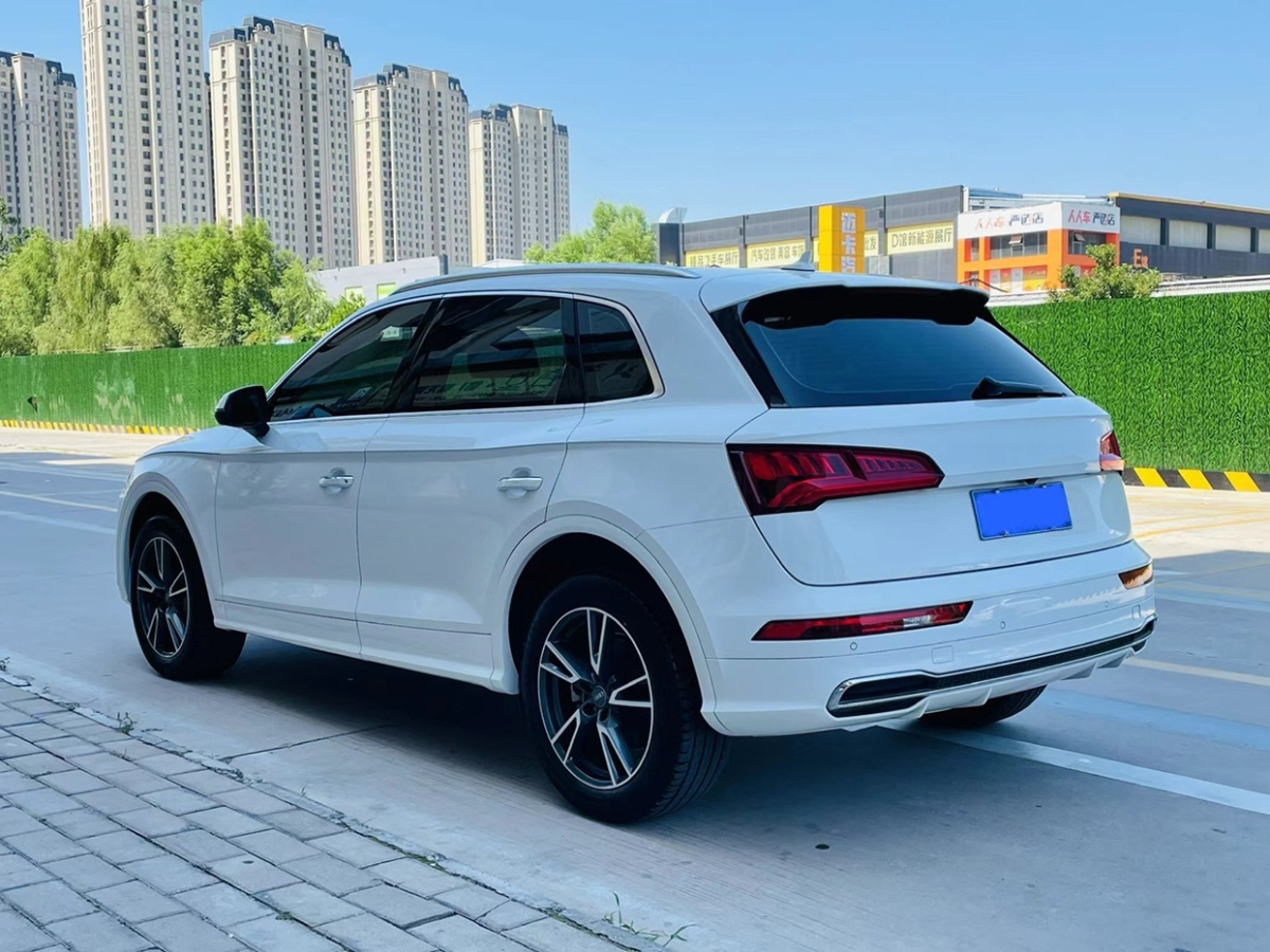 2020年10月奧迪 奧迪Q5L  2020款 40 TFSI 榮享時尚型