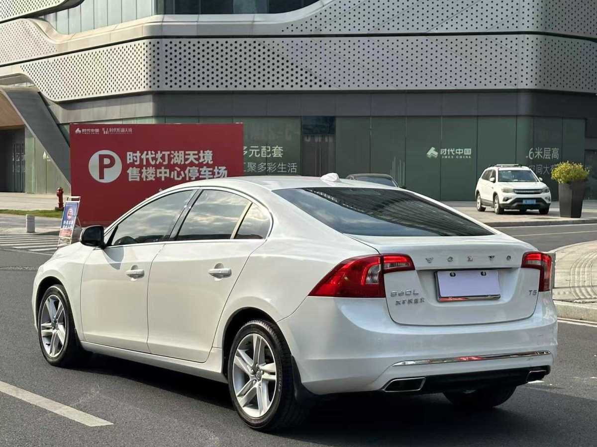 沃爾沃 S60  2016款 S60L 2.0T T5 智馭版圖片