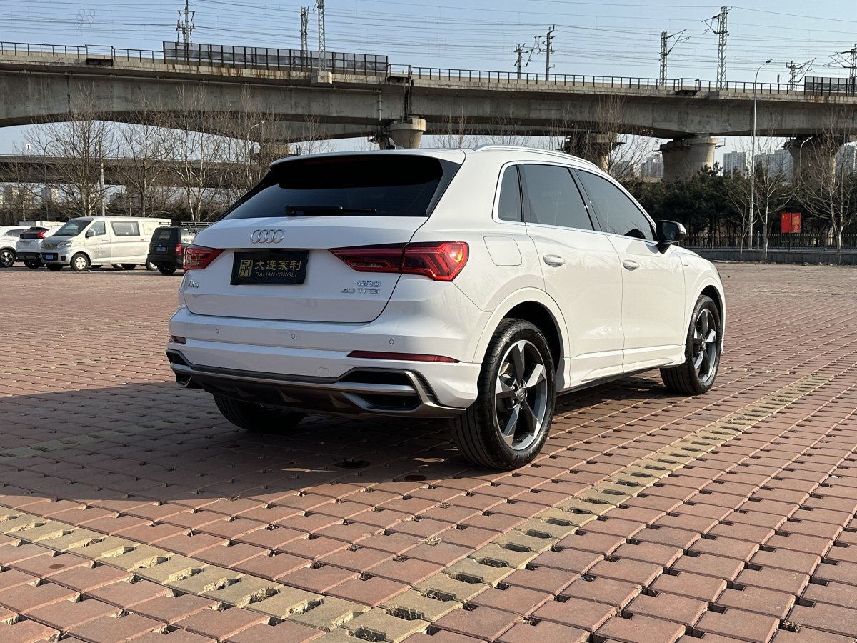 奧迪 奧迪Q3  2023款 40 TFSI 時尚動感型圖片