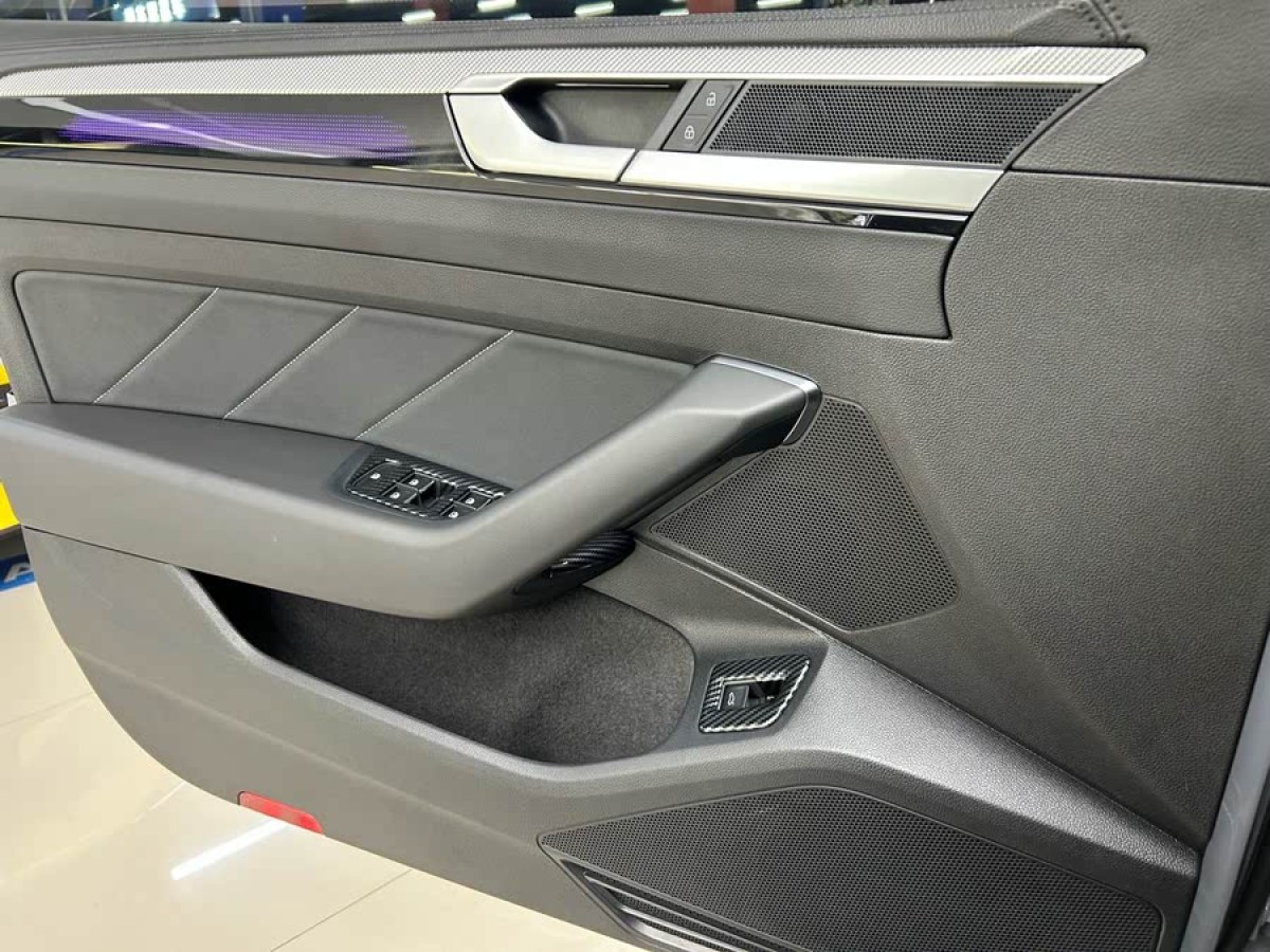 大眾 一汽-大眾CC  2023款 改款 380TSI 奪目版圖片