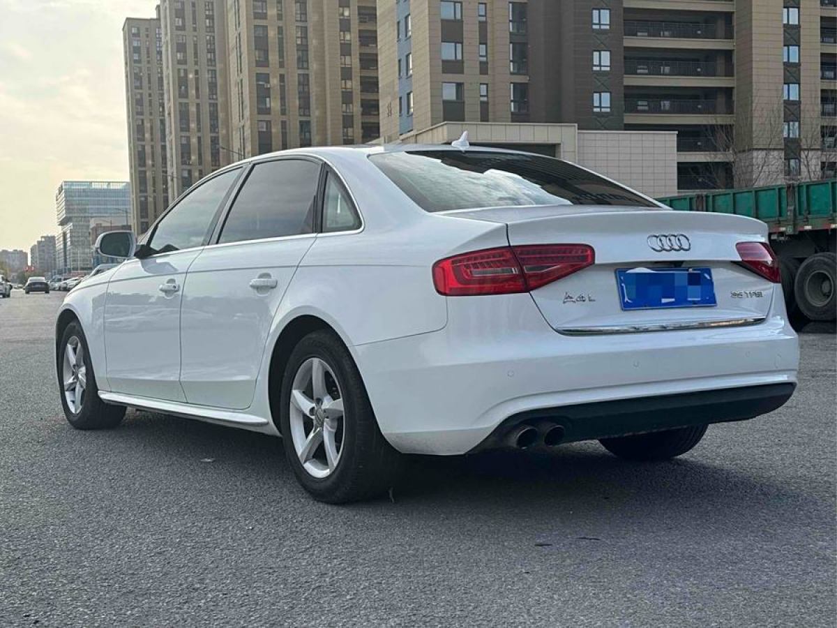 奧迪 奧迪A4L  2013款 35 TFSI 自動標準型圖片