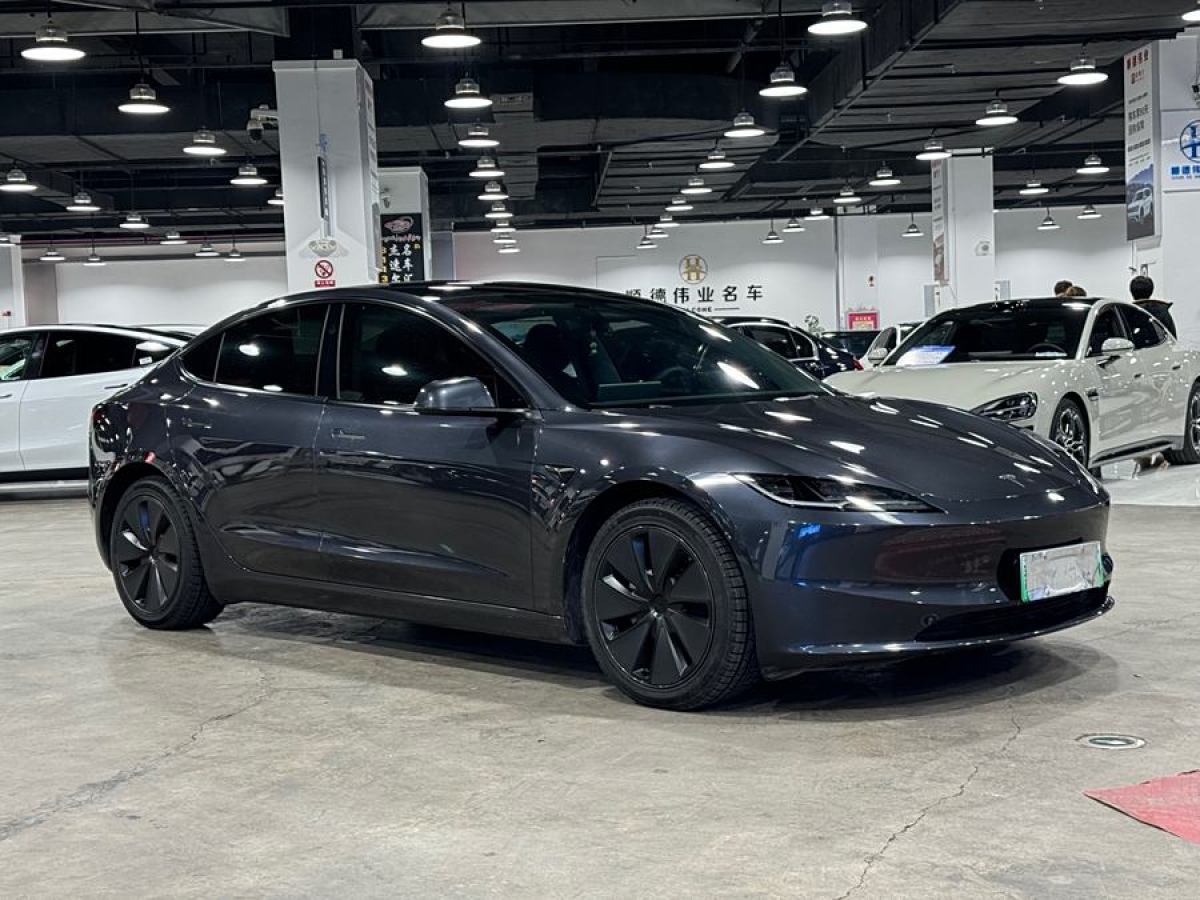 特斯拉 Model Y  2023款 長(zhǎng)續(xù)航全輪驅(qū)動(dòng)版圖片